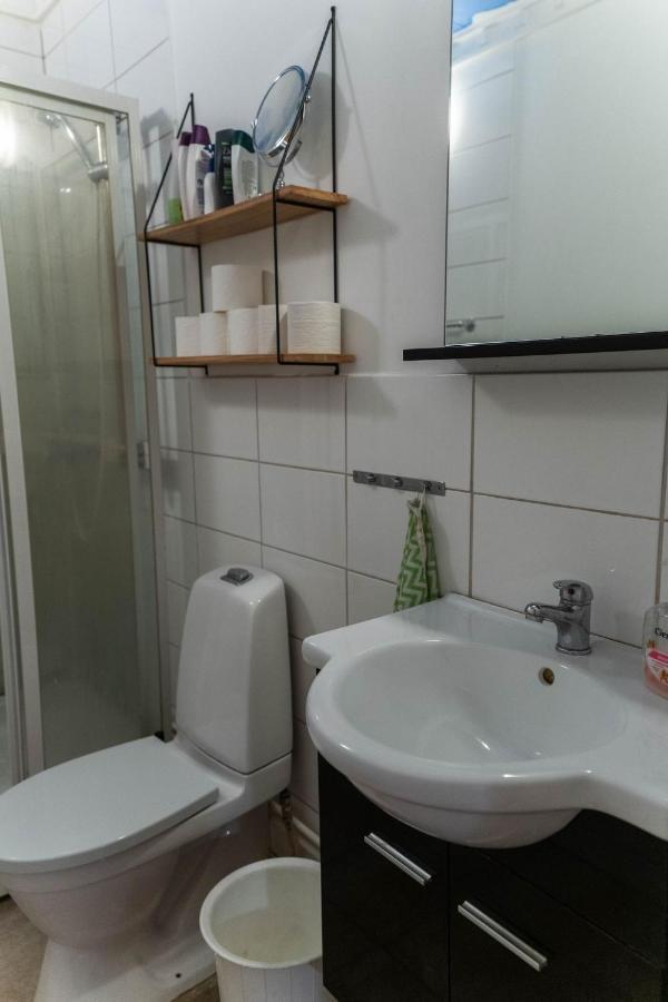 Mysig Takvaning Med Balkong Eskilstuna Dış mekan fotoğraf